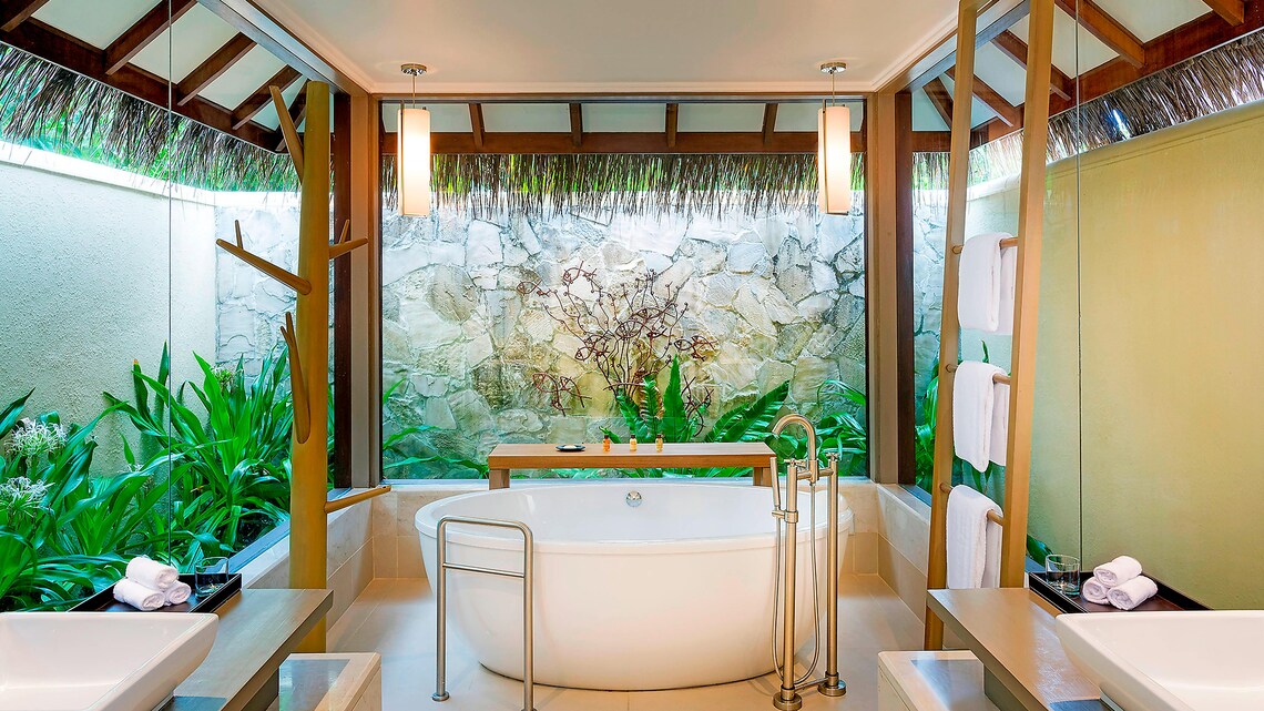 Ocean Pool Villa at Sheraton Maldives Full Moon Resort & Spa thumbnail 7
